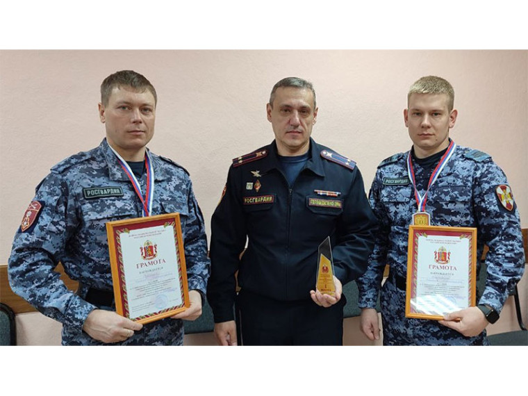 И СНОВА ПЕРВЫЕ. И СНОВА ПЕРВЫЕ.